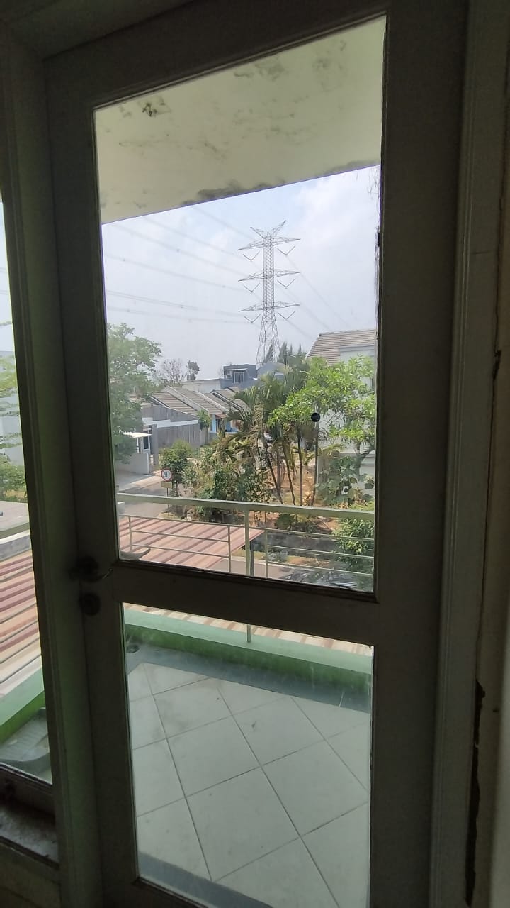 DiSewakan Rumah di Cluster Fresno Deltamas